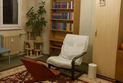 Apartament de vanzare 4 camere Drumul taberei Ghencea - 1