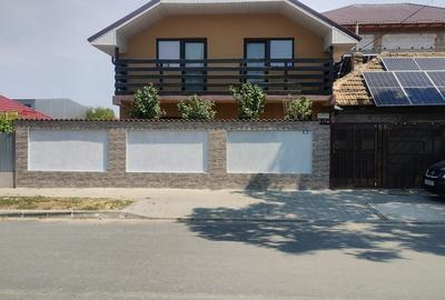 Vând casă cu pompă de căldură, încălzire în pardoseală, panouri fotovoltaice . - 15