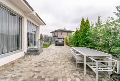 Locuinta construită pentru a fi locuită, nu doar admirată, complet mobilata - 5