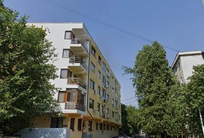 Apartament cu 2 camere semidecomandat în Vitan
