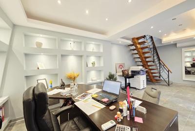 Spatiu Birouri Cabinete spre inchiriere zona centrala Spatiu Birouri Cabinete spre inchiriere zona centrala - 2