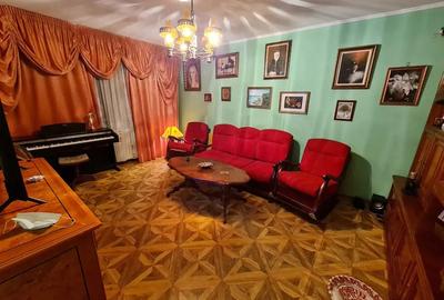 Apartament 3 camere decomandat, et. 1 4 Zona Ozana 66 mp utili - 1