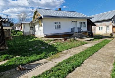 Vand casa cu ?ura ?i gradina in Bosanci, Suceava - 1