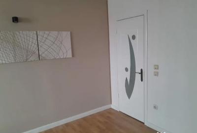 Apartament cu 3 camere semidecomandat în Central - 13