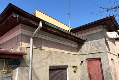 Casă cu 3 camere cu Teren 238 Mp în Central - 6