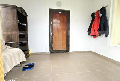 Casă cu 4 camere în Moșnița Nouă - 1