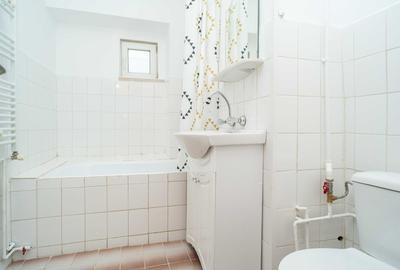 Apartament cu 3 camere nedecomandat, mobilat în Nicolina - 9