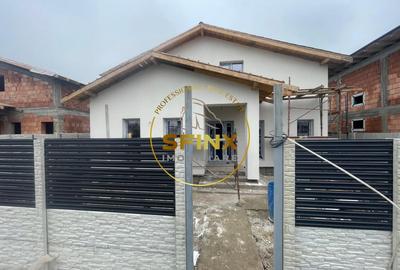 Casă individuală cu 6 camere cu Canalizare în Central - 4