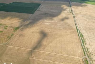 Teren de 664865 mp, în Murighiol