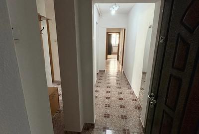 Inchiriez apartament cu 4 camere - 6