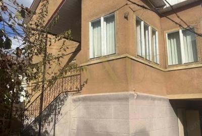 Casă individuală cu 4 camere cu Canalizare în Central - 16