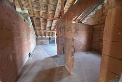 Casă cu 6 camere cu Teren 1680 Mp în Alexandru cel Bun - 12