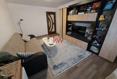 Apartament cu 3 camere decomandat, mobilat în Nicolina - 2