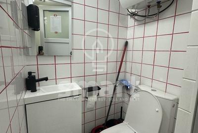 Spațiu comercial, de 18 mp, în Central - 3