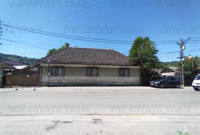 Casa de inchiriat ca spatiu comercial sau spatiu de birouri