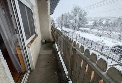 Casă cu 4 camere cu Teren 1700 Mp în Surduc - 1