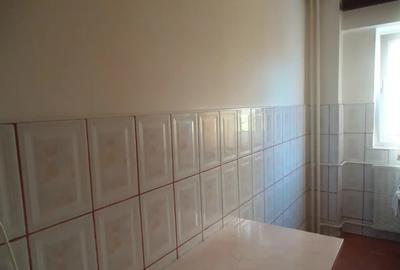 Garsonieră decomandată în Victoriei - 4