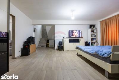 Casă cu 4 camere decomandat cu Teren 500 Mp în Gherăiești