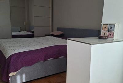 Apartament cu 4 camere decomandat în Central - 15