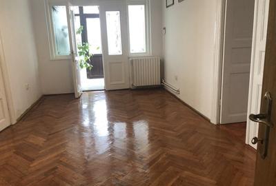 Oferim spre închiriere imobil pentru birouri - 6