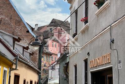 Imobil monument istoric de vanzare ,Strada Targului, Sibiu - 2