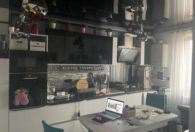 Apartament cu 3 camere decomandat în Elvila - 1