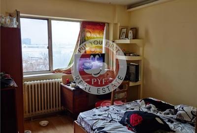 Apartament cu 3 camere decomandat în Pantelimon - 2