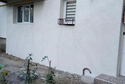 Apartament cu 3 camere nedecomandat în Central