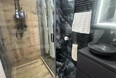 Casă cu 3 camere cu Teren 3600 Mp în Păulești - 12