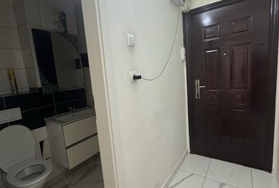 Garsonieră semidecomandată în Rovine - 2