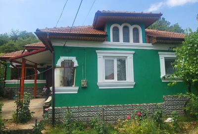 Casă cu 3 camere în Central - 1
