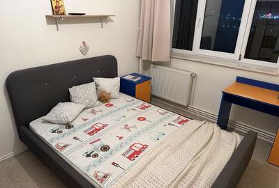 Apartament cu 3 camere decomandat în Palazu Mare - 2