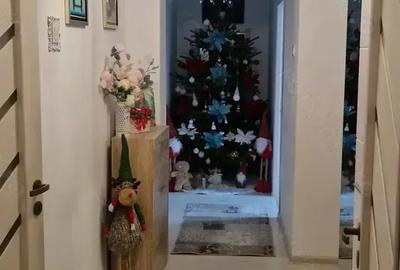 Apartament cu 3 camere semidecomandat în Central - 2