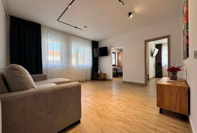 Apartament cu 2 camere semidecomandat în Brașovul Vechi