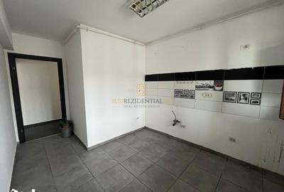 Apartament cu 3 camere decomandat în Metalurgiei - 13