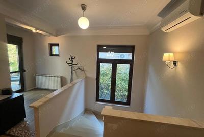 Apartament cu 3 camere decomandat, mobilat în Kiseleff