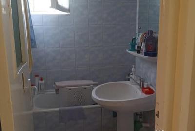 Apartament cu 3 camere semidecomandat în Simeria - 5