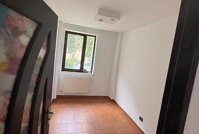 Spațiu comercial, de 65 mp, în Horia - 2