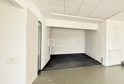 Spațiu comercial, de 168 mp, în Central - 3