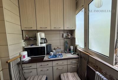 Apartament cu 3 camere decomandat, mobilat în Rahova - 12