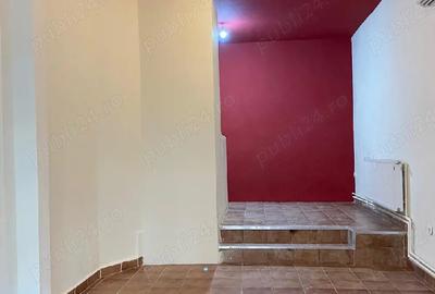 Spațiu comercial, de 51 mp, în Central