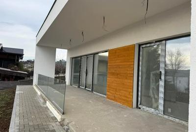 Casa individuala, teren 750 mp, Chinteni cu panorama spre lac - 2