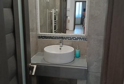 Apartament cu 3 camere semidecomandat, mobilat în Tomis Plus - 16