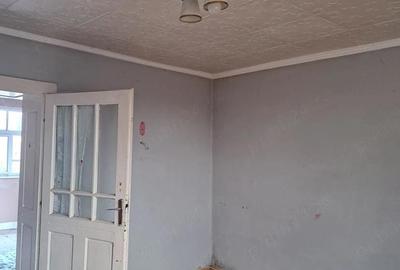 Casă cu 3 camere cu Teren 1400 Mp în Andrid - 3