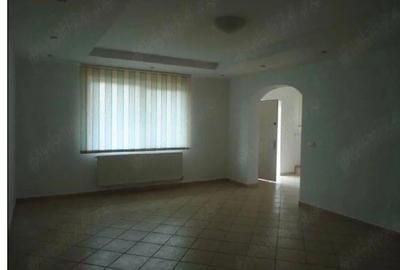 Casă cu 5 camere cu Teren 220 Mp în Mihai Bravu - 6