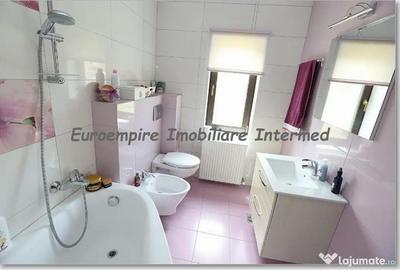 Casă cu 5 camere cu Canalizare în Coiciu - 1