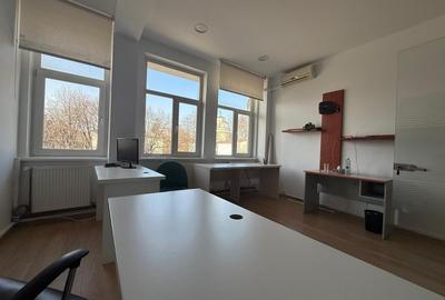 Birou, de 25 mp, în Centru Civic - 9