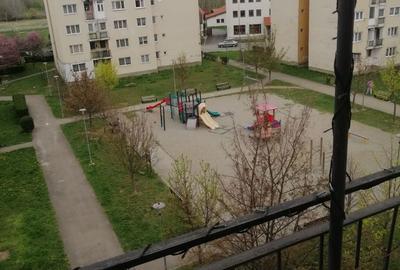 Apartament cu 2 camere decomandat în Lenin - 1