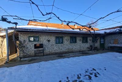 Casă cu 3 camere în Răchita - 3