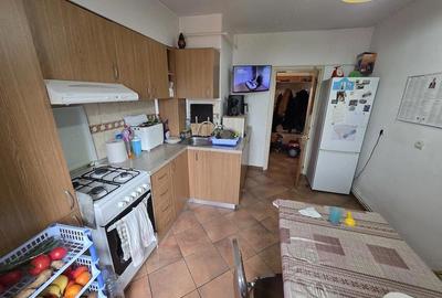 Apartament cu 3 camere decomandat în Central - 1